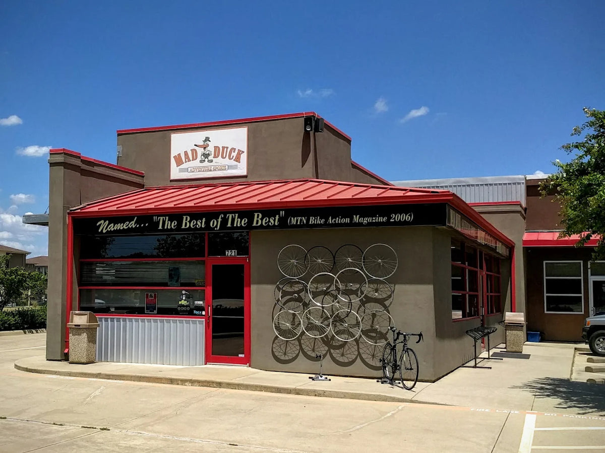 Mad Duck Cyclery storefront in Grapevine, Texas